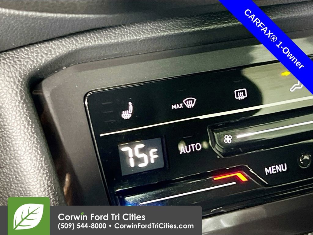 Used 2022 Volkswagen Tiguan SE R-Line image 24