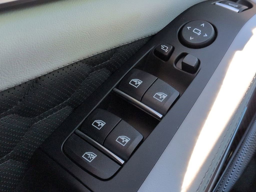 New 2026 BMW X5 M Competition w/ Executive Package image 23