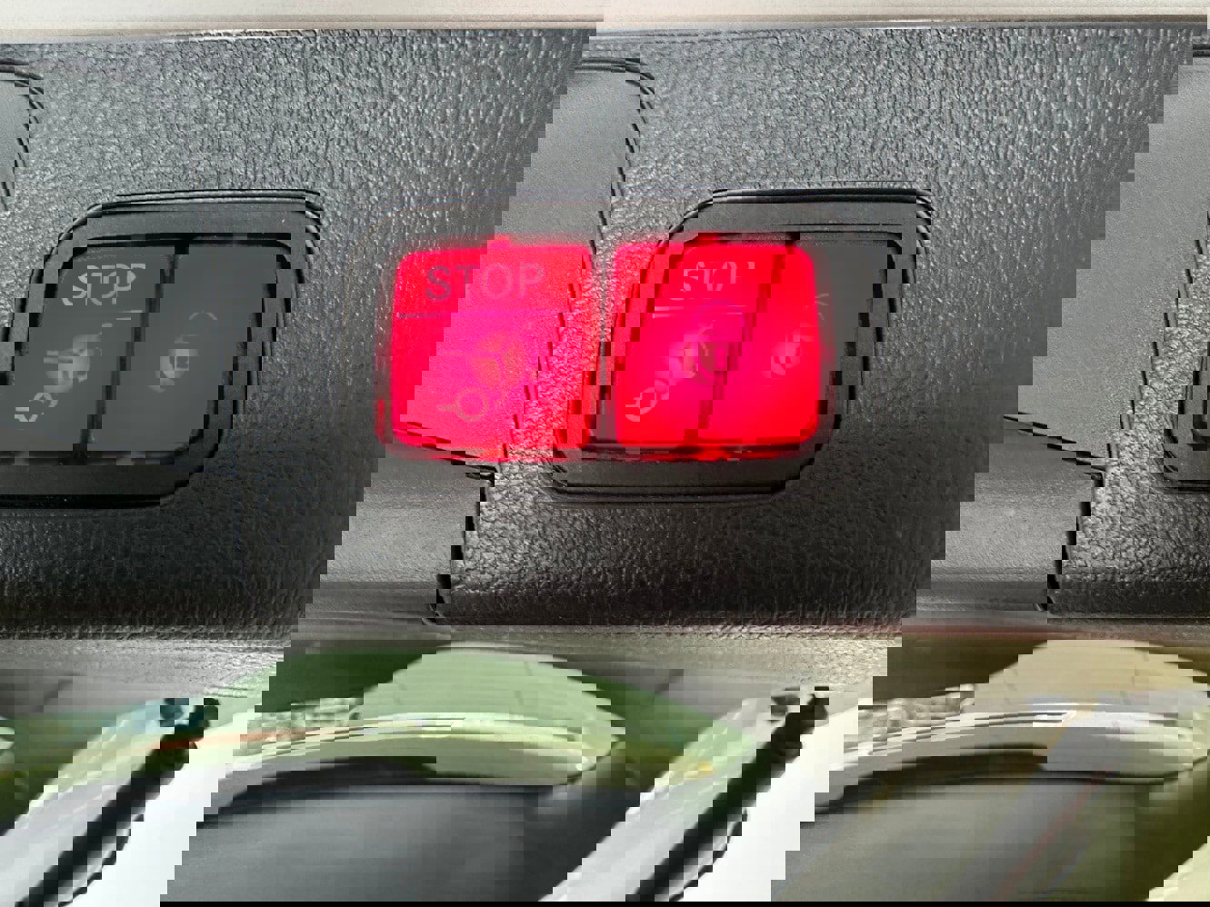 Used 2022 Mercedes-Benz GLB 250 4MATIC image 34