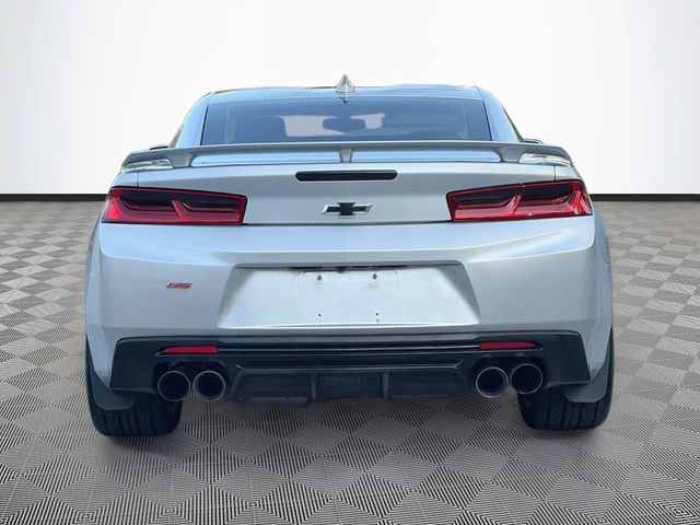 Used 2016 Chevrolet Camaro SS RWD image 6