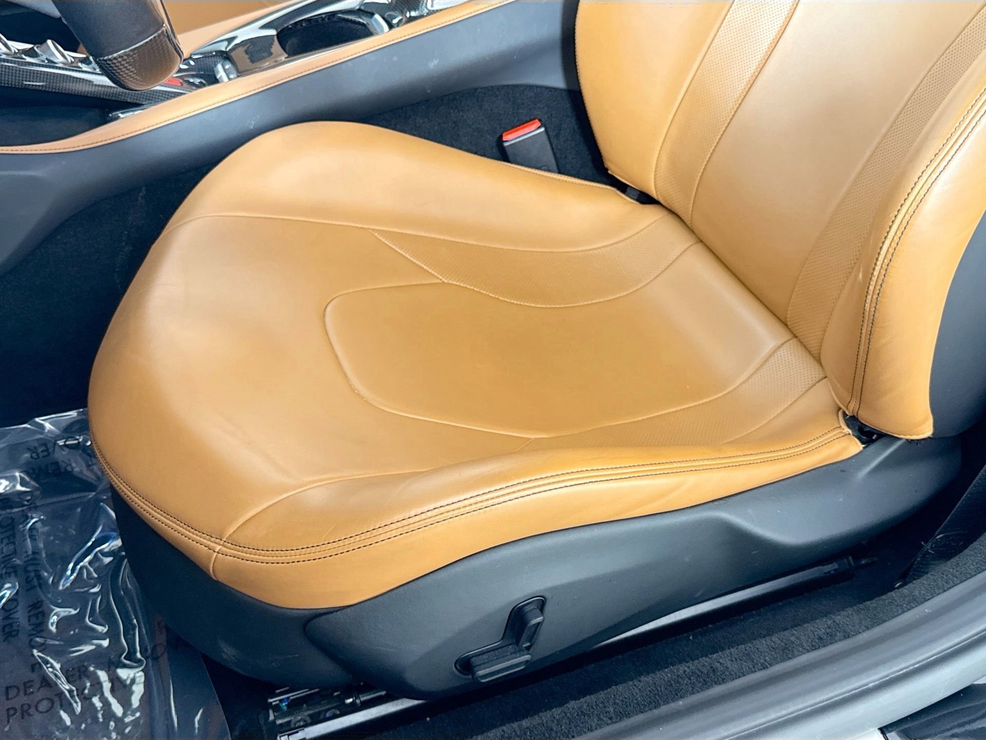 Certified 2019 Ferrari Portofino RWD image 18
