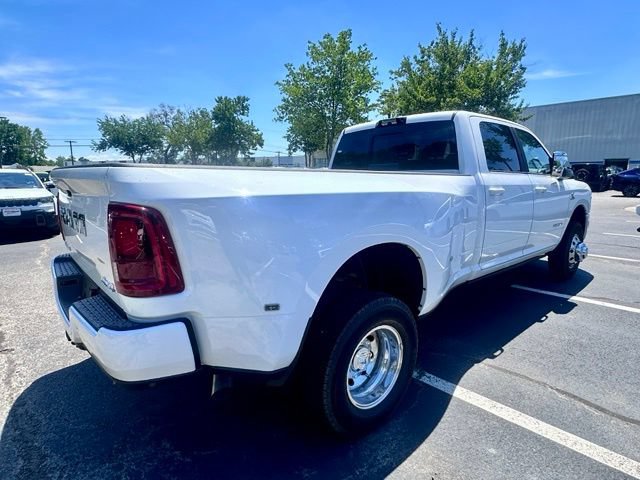 New 2026 RAM 3500 Laramie AWD/4WD image 6