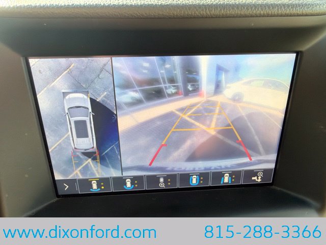 Used 2020 GMC Terrain Denali w/ GMC Pro Grade Package AWD/4WD image 12