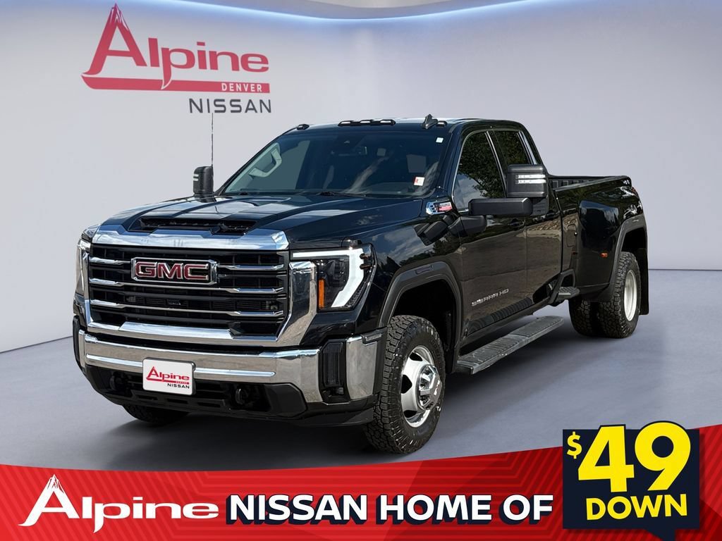 Used 2024 GMC Sierra 3500 SLE AWD/4WD image 1
