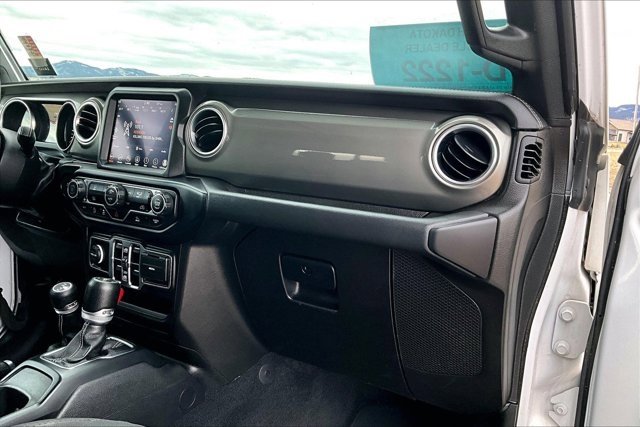 Used 2023 Jeep Gladiator Overland image 27