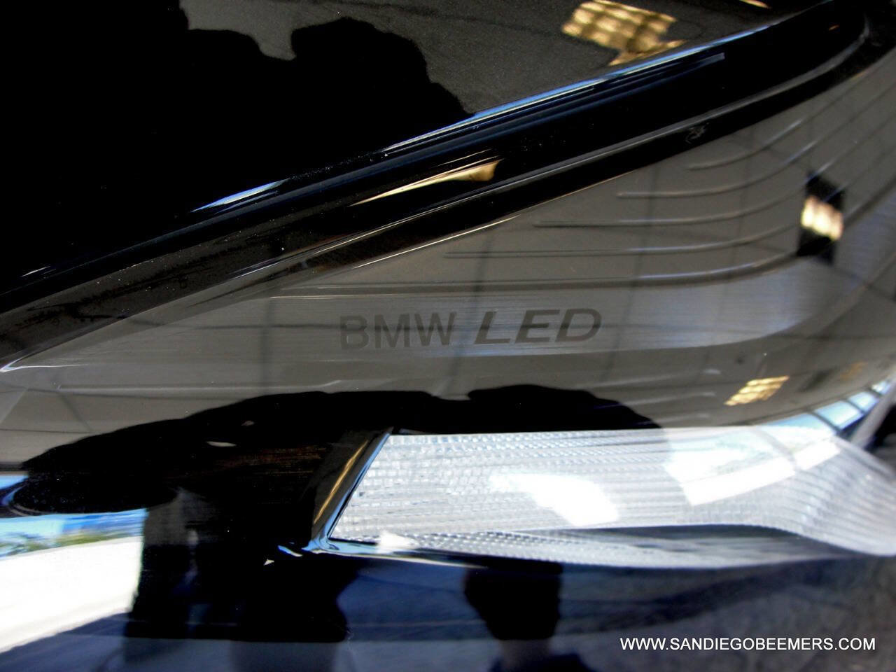 Used 2023 BMW 540i w/ M Sport Package RWD image 4