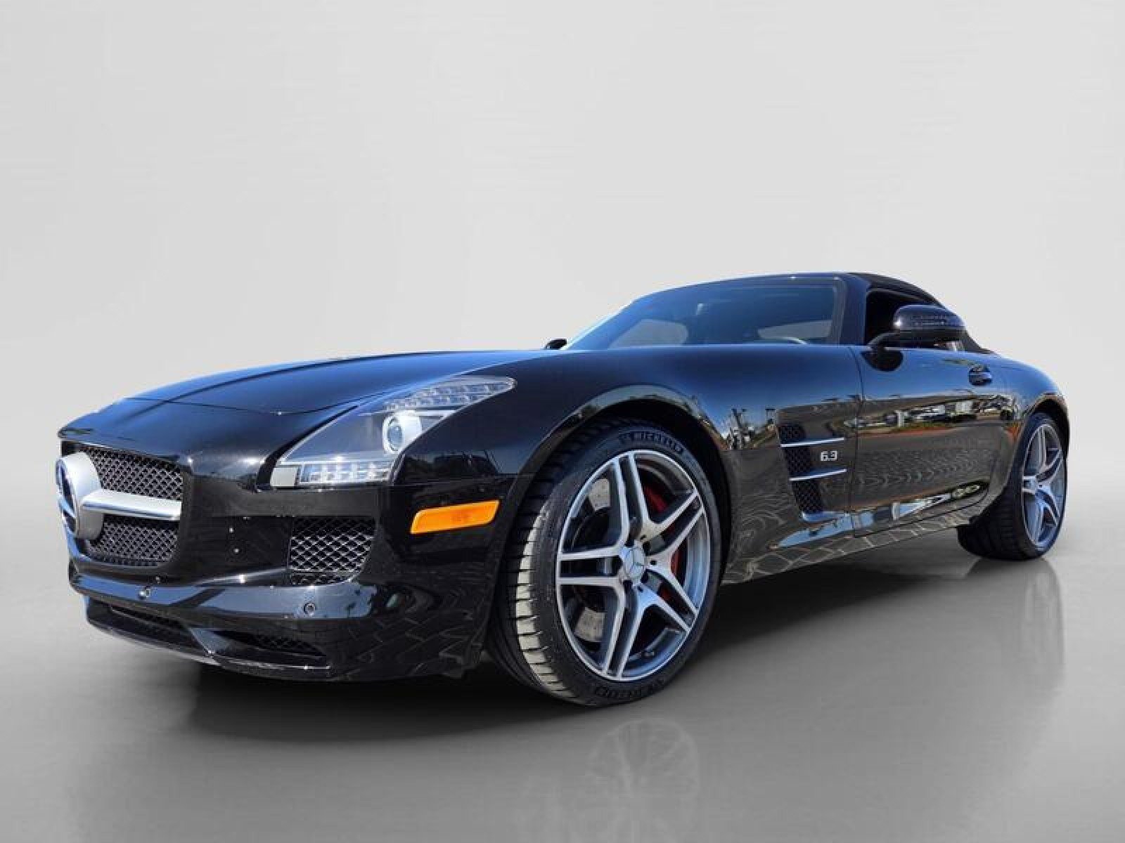 Used 2012 Mercedes-Benz SLS AMG Roadster image 8