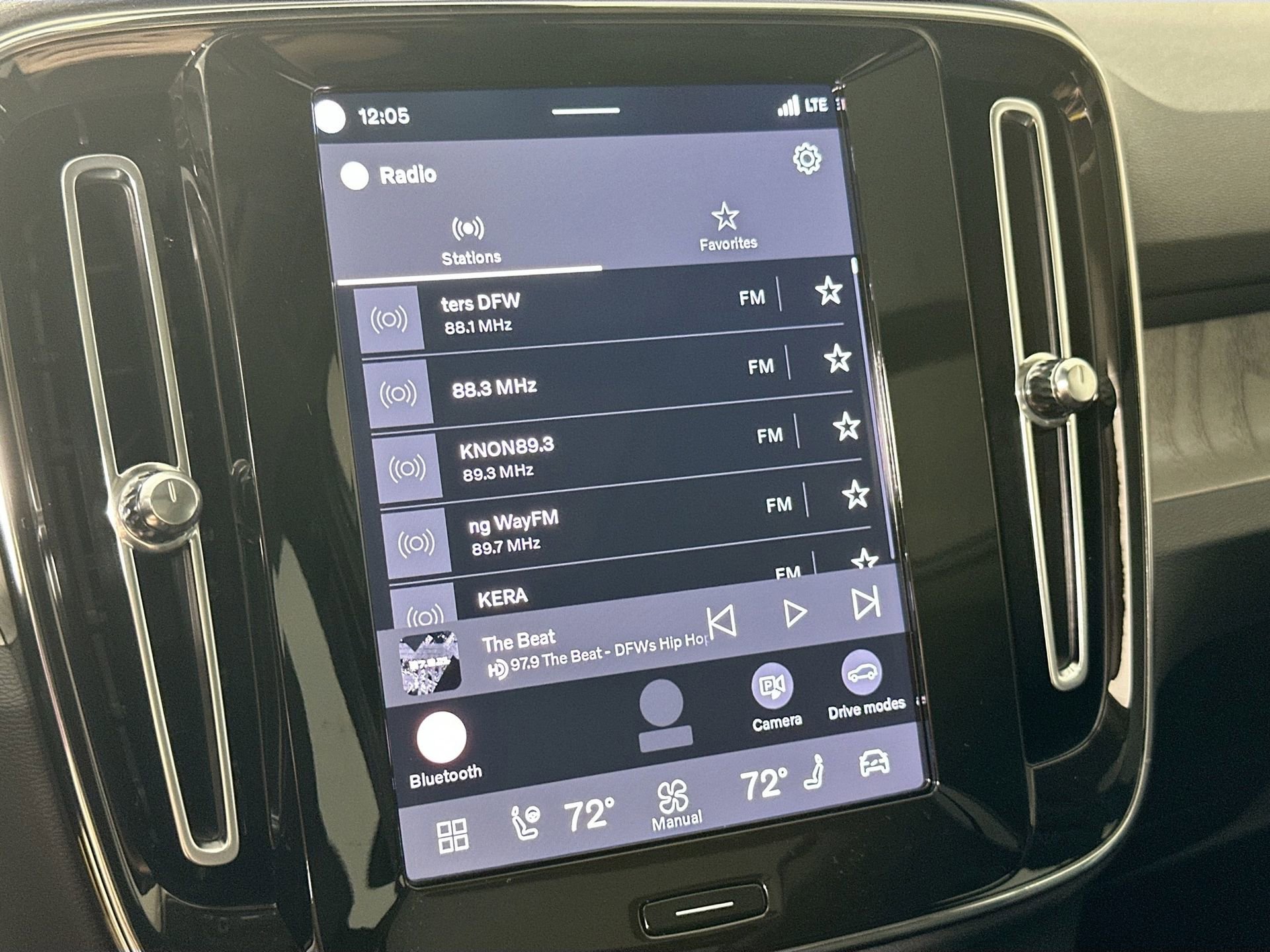 New 2026 Volvo XC40 B4 Core FWD image 15