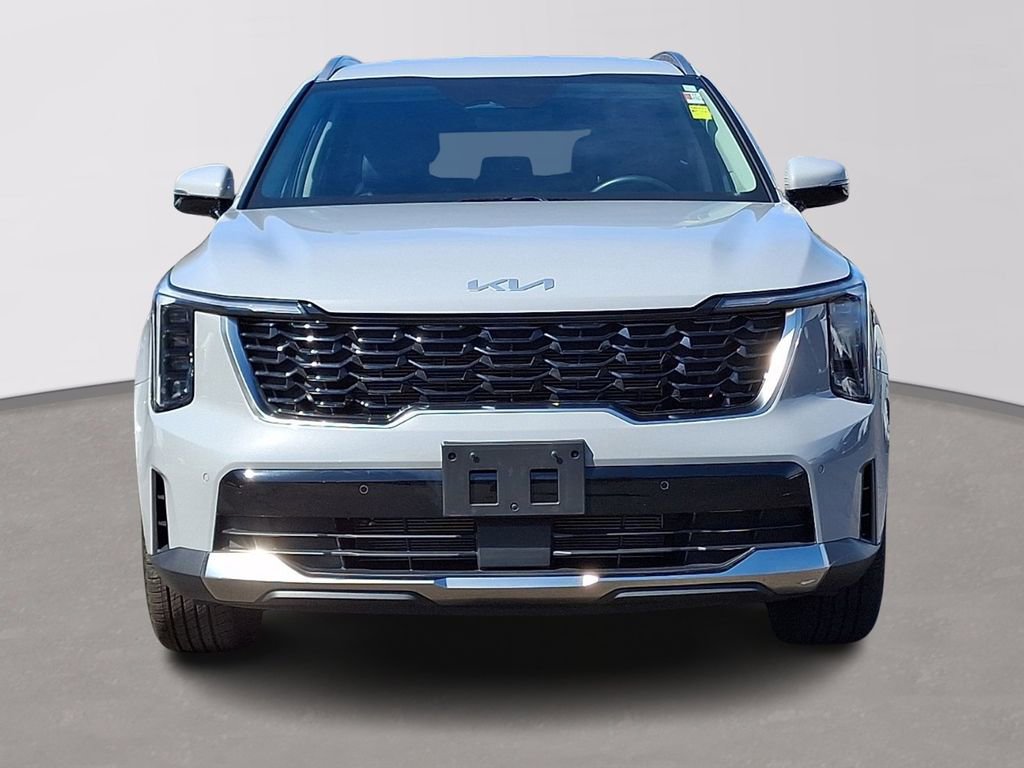Certified 2025 Kia Sorento S image 2
