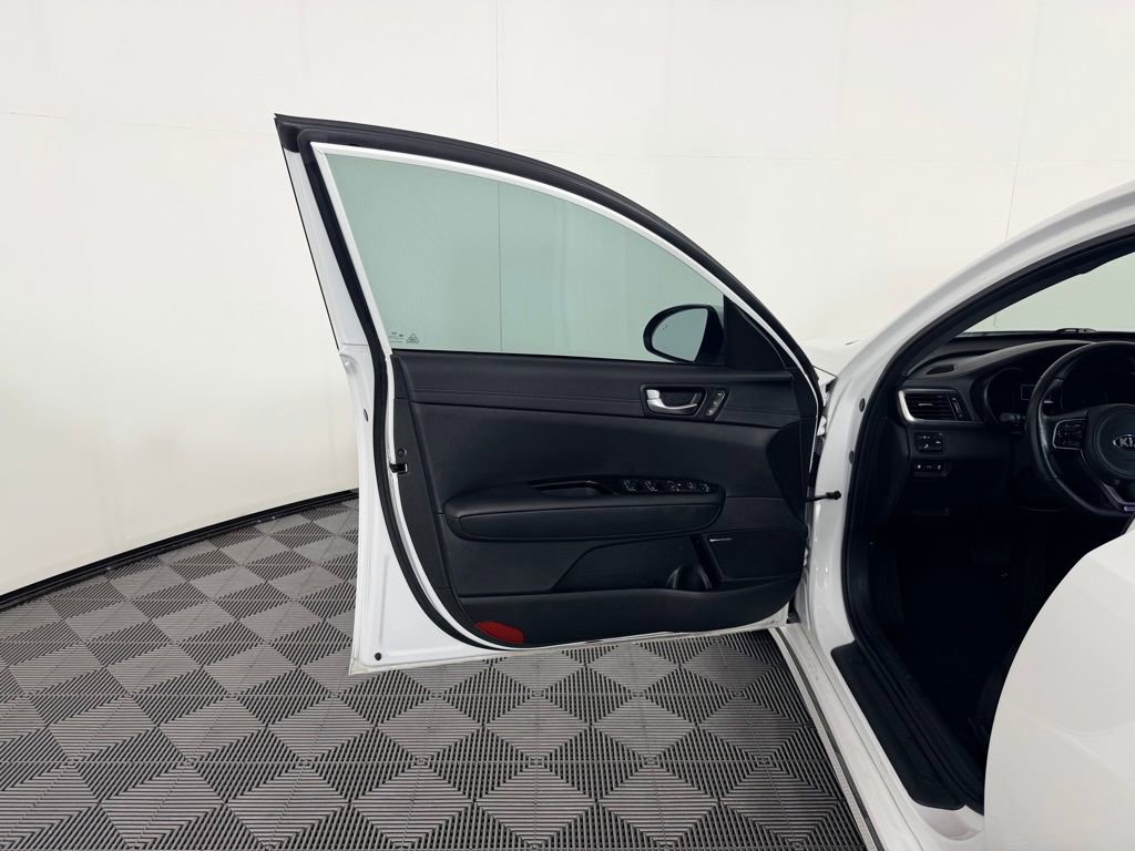 Used 2018 Kia Optima SX w/ Technology Package image 24