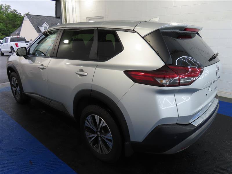 Used 2023 Nissan Rogue SV AWD/4WD image 10