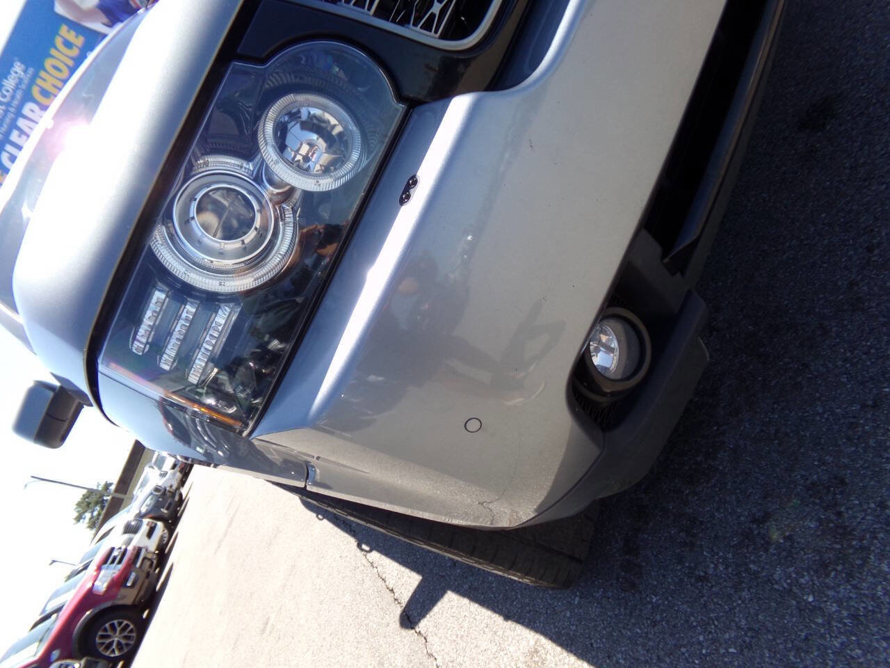 Used 2012 Land Rover Range Rover HSE image 42