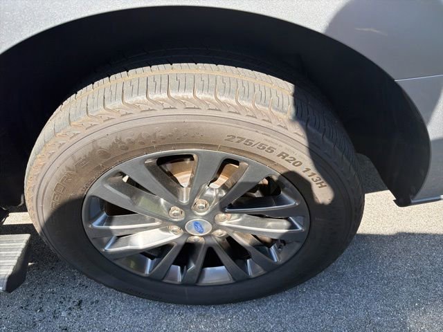 Used 2021 Ford Expedition Max Limited AWD/4WD image 19