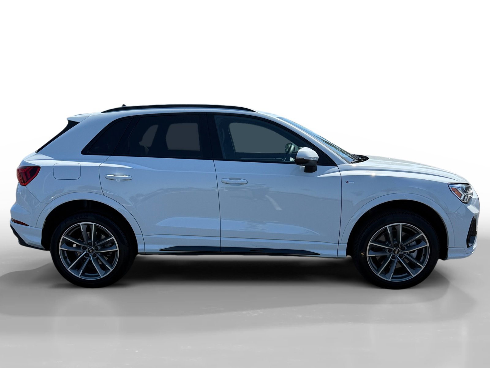 Used 2025 Audi Q3 2.0T Premium AWD/4WD image 6
