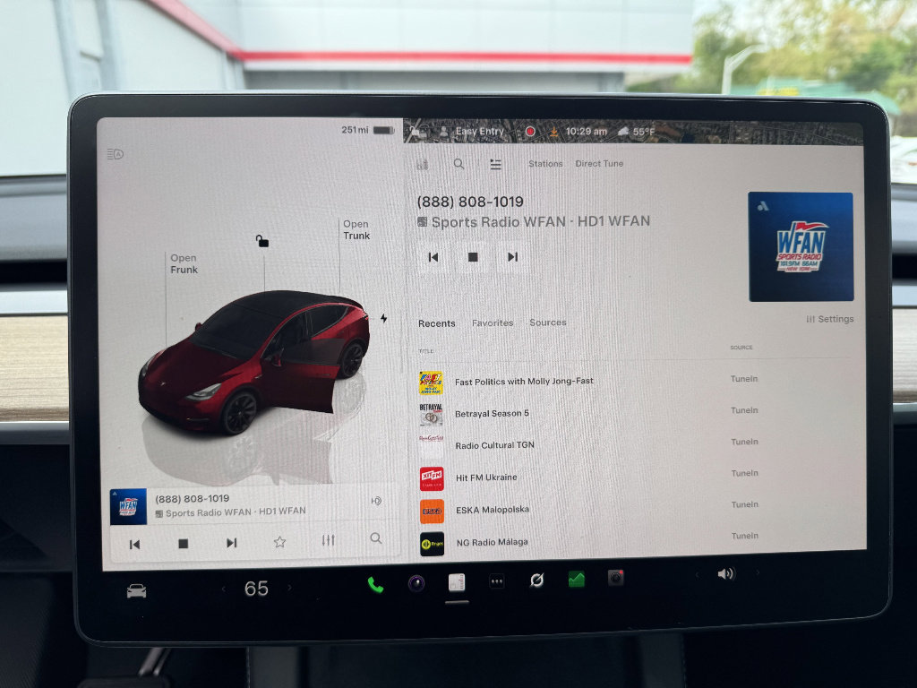 Used 2023 Tesla Model Y Long Range AWD/4WD image 17
