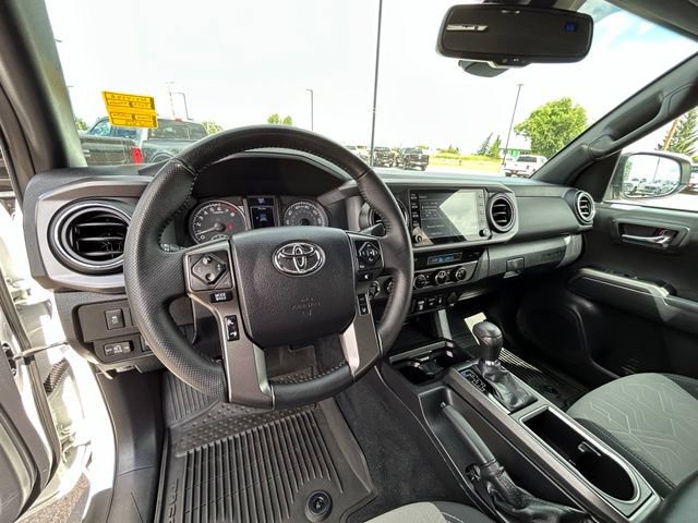 Used 2023 Toyota Tacoma TRD Off-Road w/ Black Out Package (TMS) AWD/4WD image 22