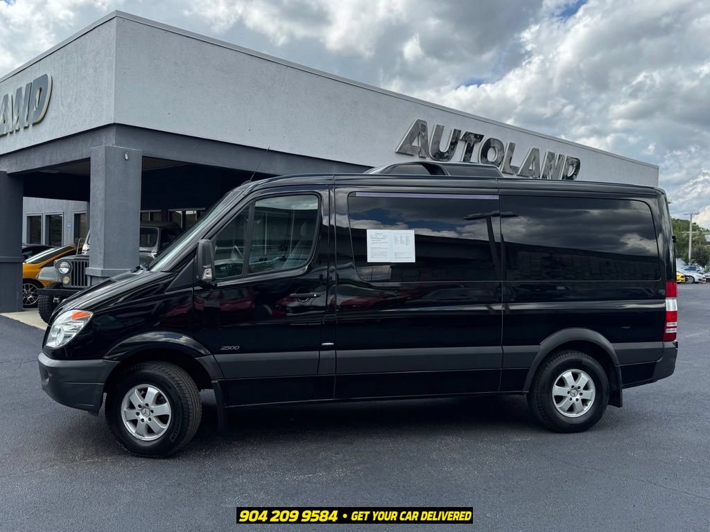 Used 2010 Mercedes-Benz Sprinter 2500 image 4