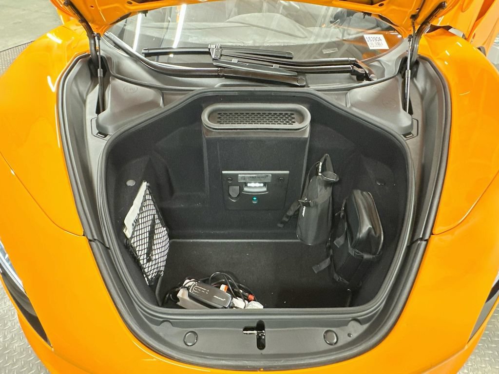 Used 2025 McLaren 750S Spider RWD image 24