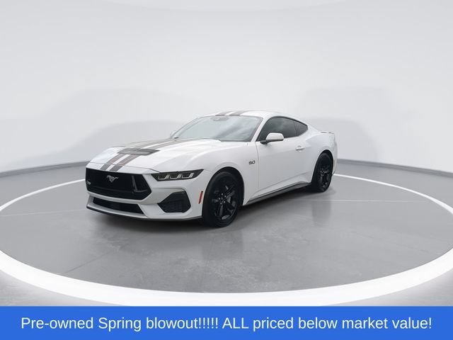 Used 2024 Ford Mustang GT RWD image 4