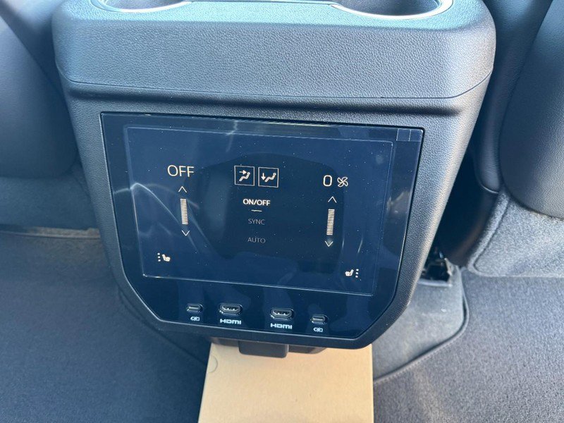 New 2026 GMC Yukon AT4 Ultimate image 13