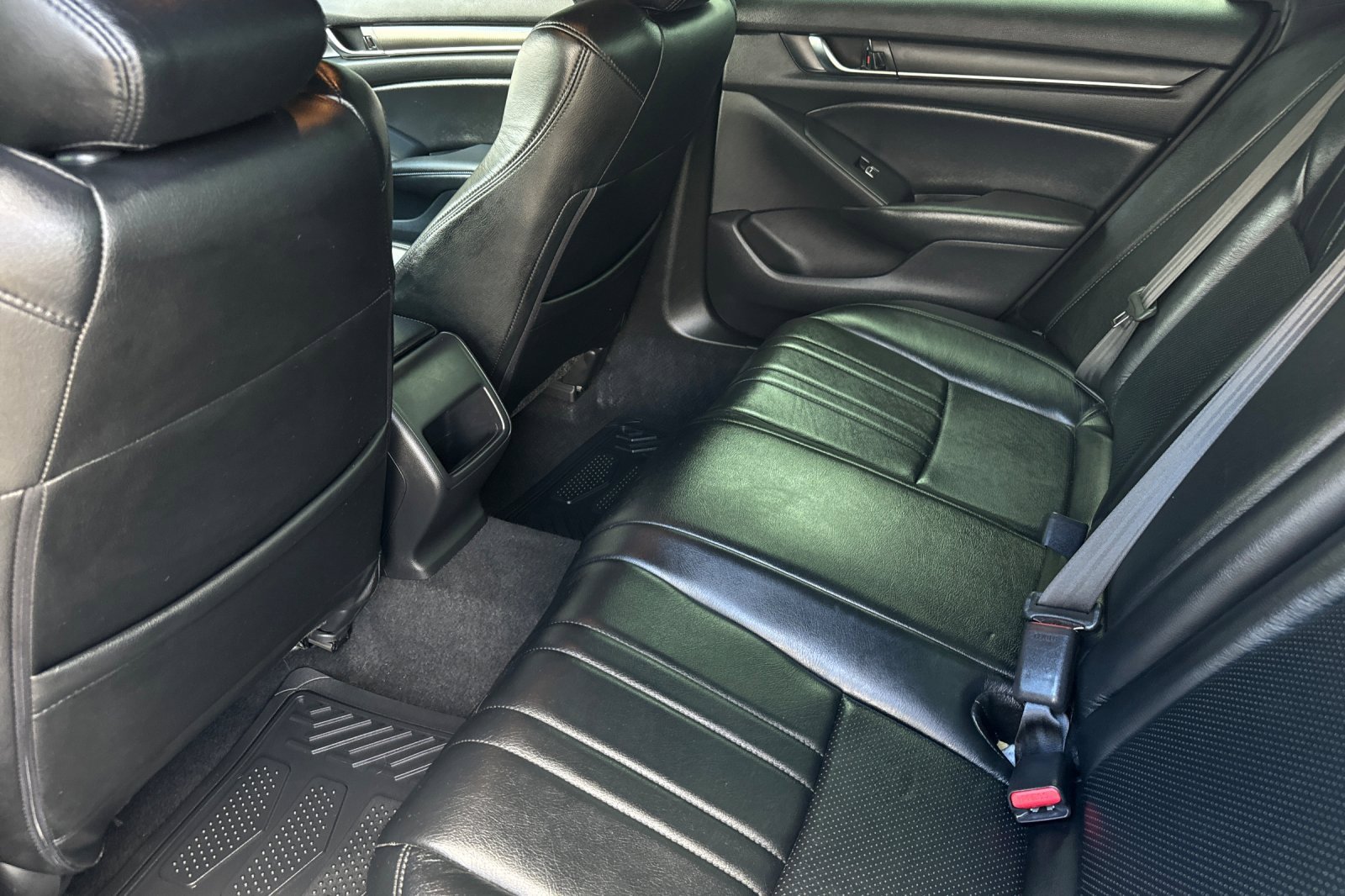 Used 2022 Honda Accord Sport image 14