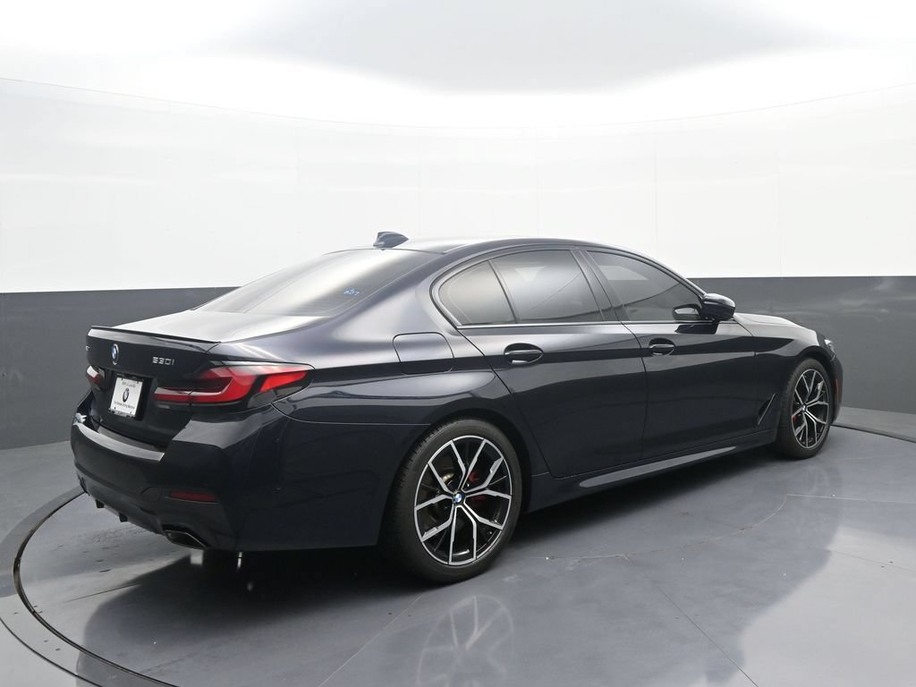 Used 2023 BMW 530i xDrive w/ M Sport Package AWD/4WD image 7