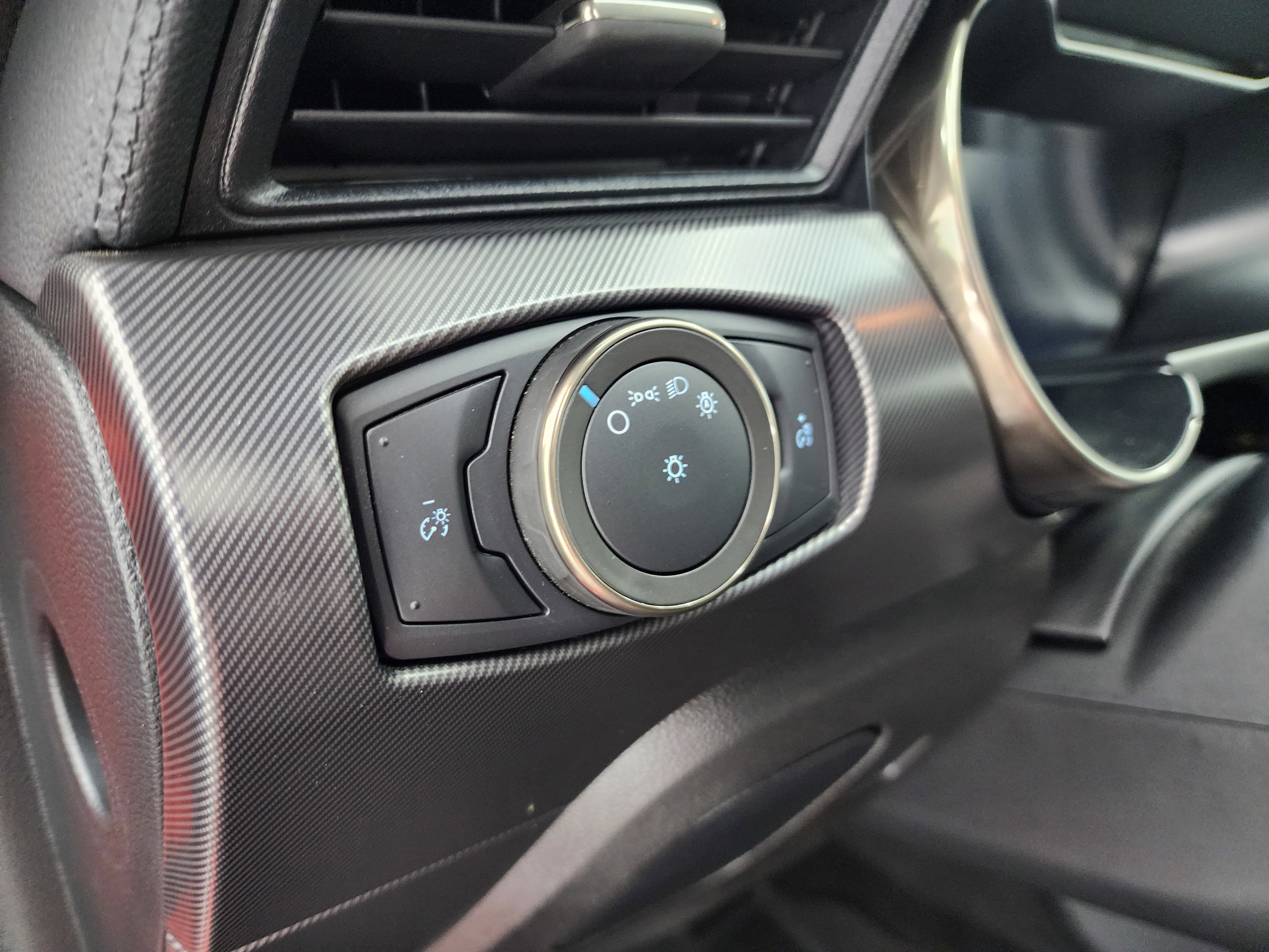 Used 2022 Ford Mustang Shelby GT500 w/ Technology Package image 35