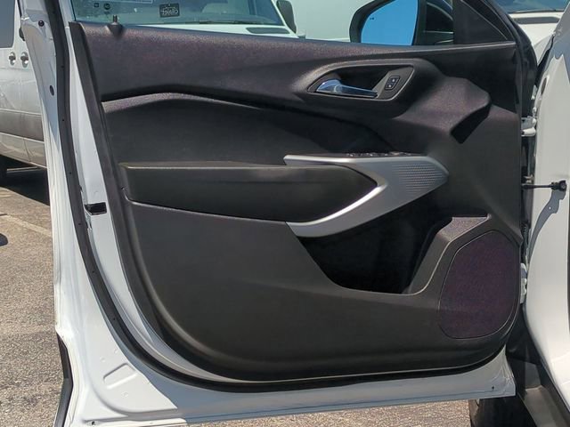 Used 2024 Chevrolet Trax RS w/ Driver Confidence Package FWD image 24