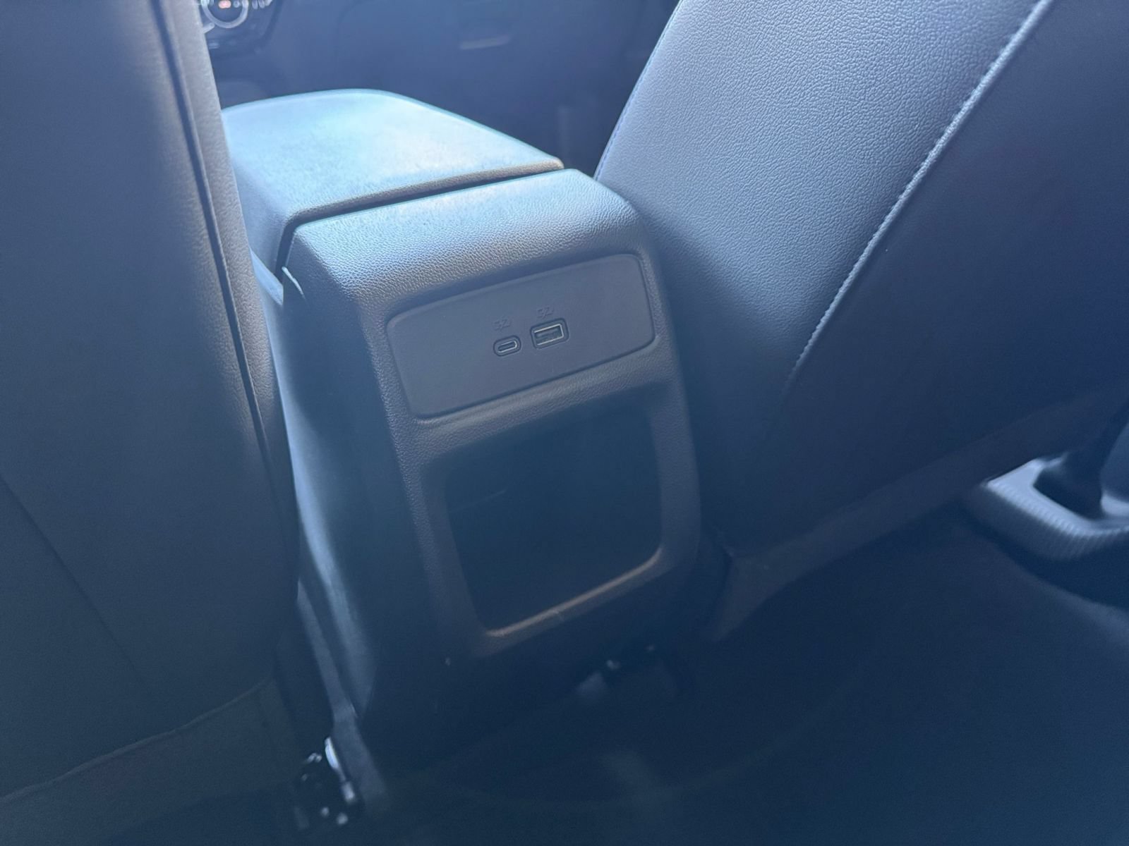 Used 2025 Chevrolet Trax LT FWD image 21