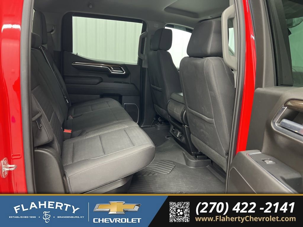 Used 2023 Chevrolet Silverado 1500 LT image 13
