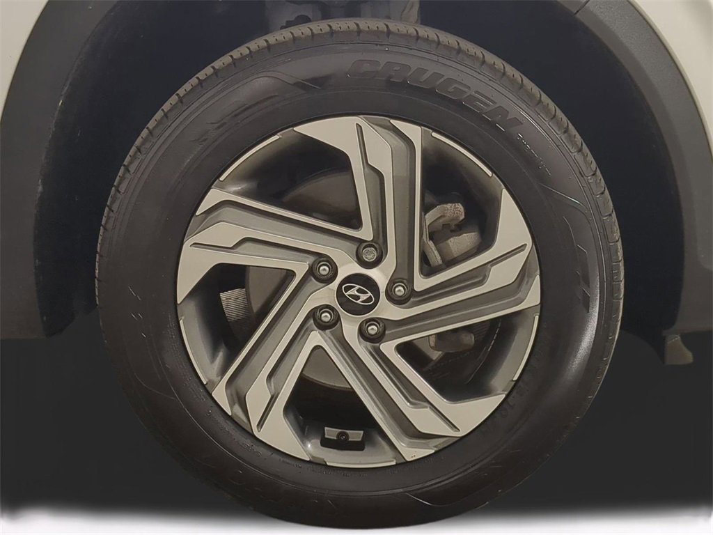 Certified 2023 Hyundai Santa Fe SEL image 11