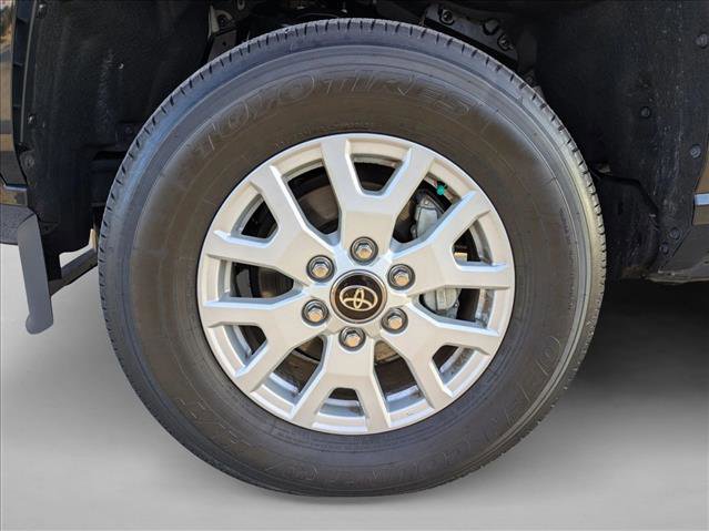 Certified 2025 Toyota Tacoma SR image 24