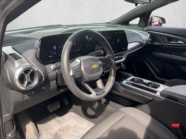 Used 2025 Chevrolet Equinox EV LT FWD image 13