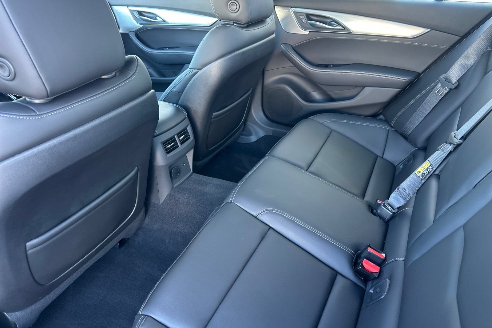 Used 2022 Cadillac CT5 Luxury w/ Sun And Sound Package RWD image 13