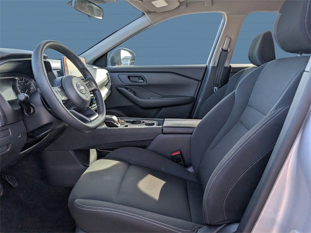 Used 2024 Nissan Rogue S image 12