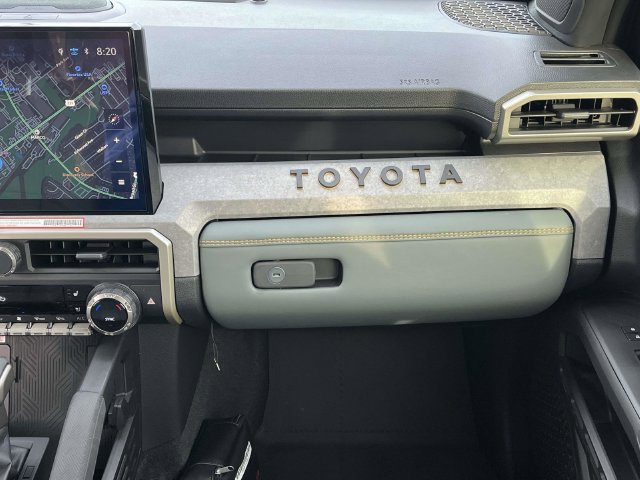 Used 2025 Toyota Tacoma 4x4 Double Cab Hybrid image 19