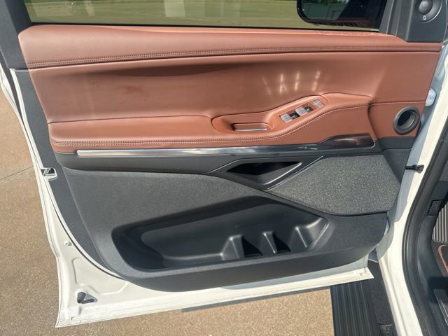 Used 2026 Lincoln Navigator Reserve AWD/4WD image 11