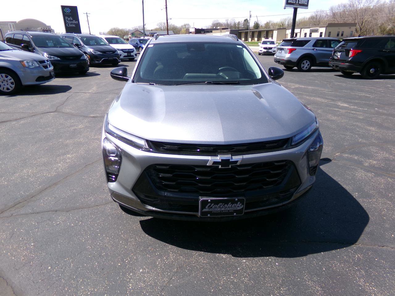 Used 2025 Chevrolet Trax ACTIV w/ Sunroof Package FWD image 4