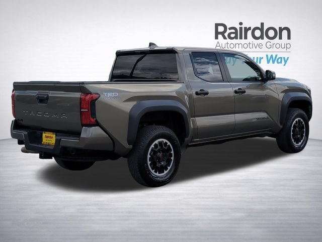 Used 2024 Toyota Tacoma TRD Off-Road AWD/4WD image 7