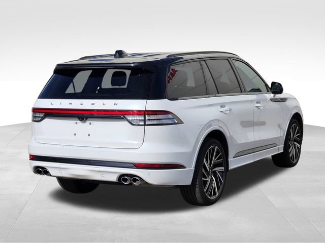 Certified 2025 Lincoln Aviator Black Label w/ Black Label Special Edition AWD/4WD image 9