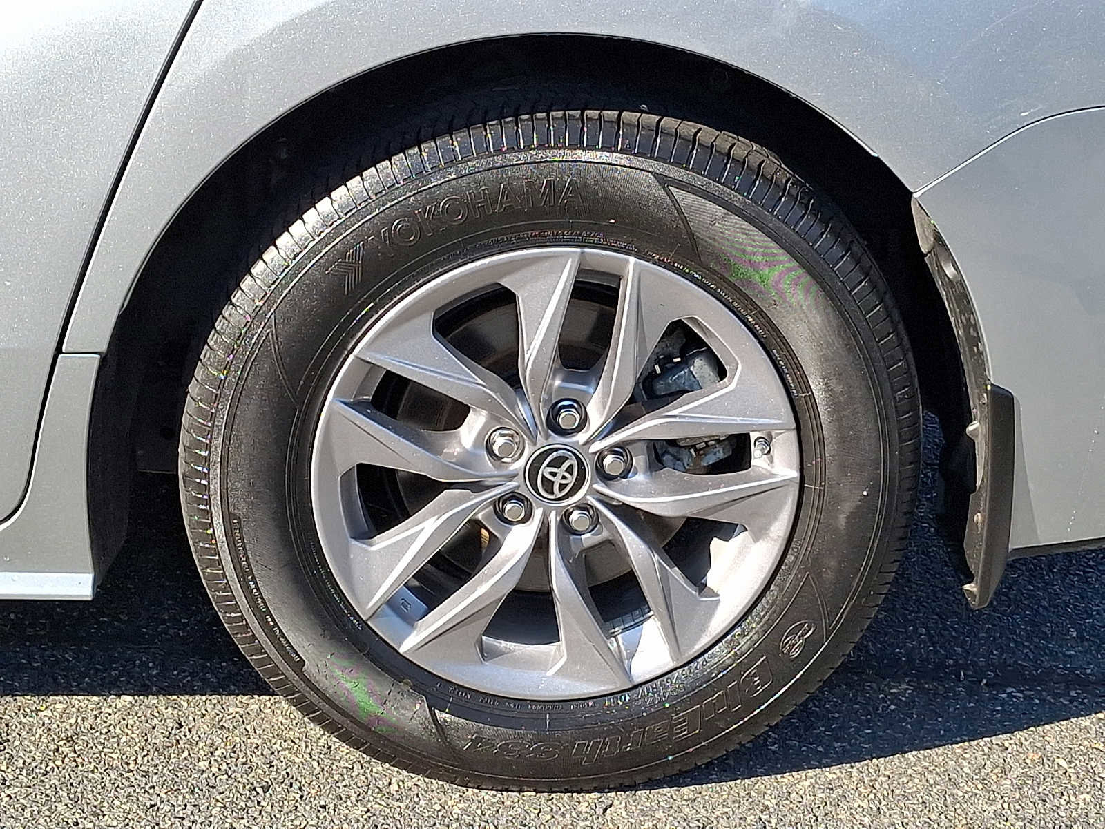 Used 2024 Toyota Sienna XLE w/ XLE Plus Package AWD/4WD image 7