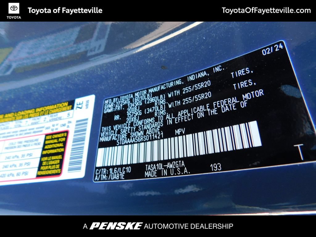 Certified 2024 Toyota Grand Highlander FWD image 12