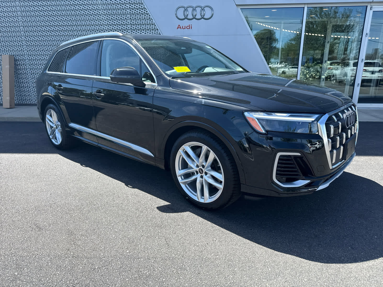 New 2025 Audi Q7 3.0T Premium Plus image 2
