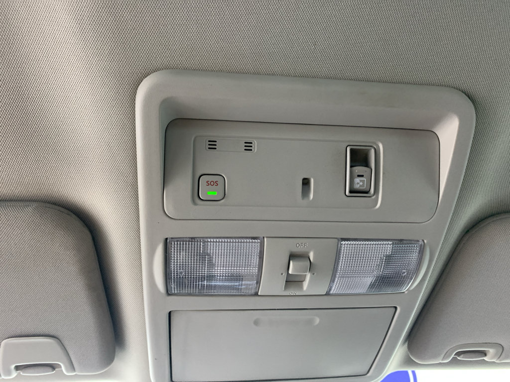 Used 2021 Nissan Titan SV w/ SV Convenience Package AWD/4WD image 25