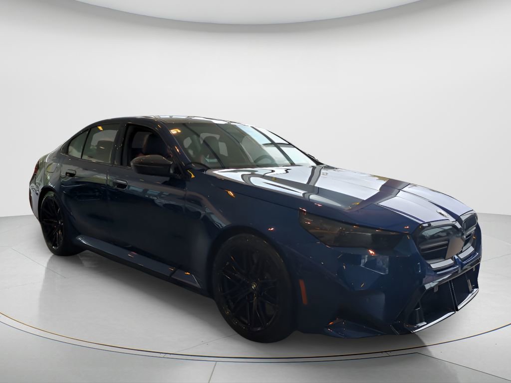 New 2026 BMW M5 w/ Carbon Package image 3