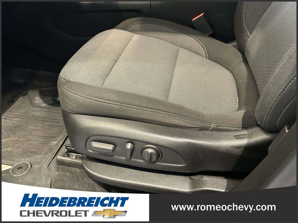 Certified 2023 Chevrolet Traverse LT image 21