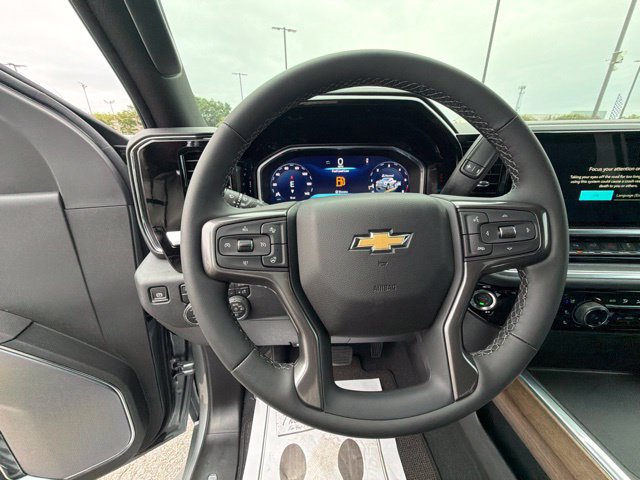 New 2026 Chevrolet Silverado 2500 High Country w/ LPO, Dark Essentials Package AWD/4WD image 26