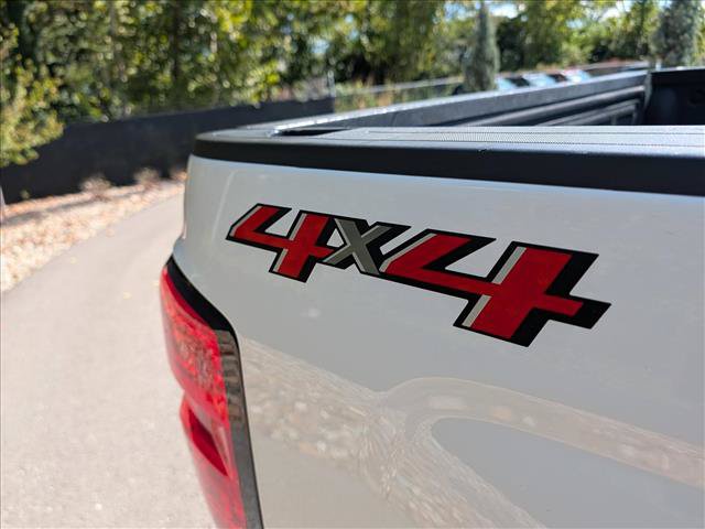 Used 2018 Chevrolet Silverado 1500 LT w/ All Star Edition AWD/4WD image 17
