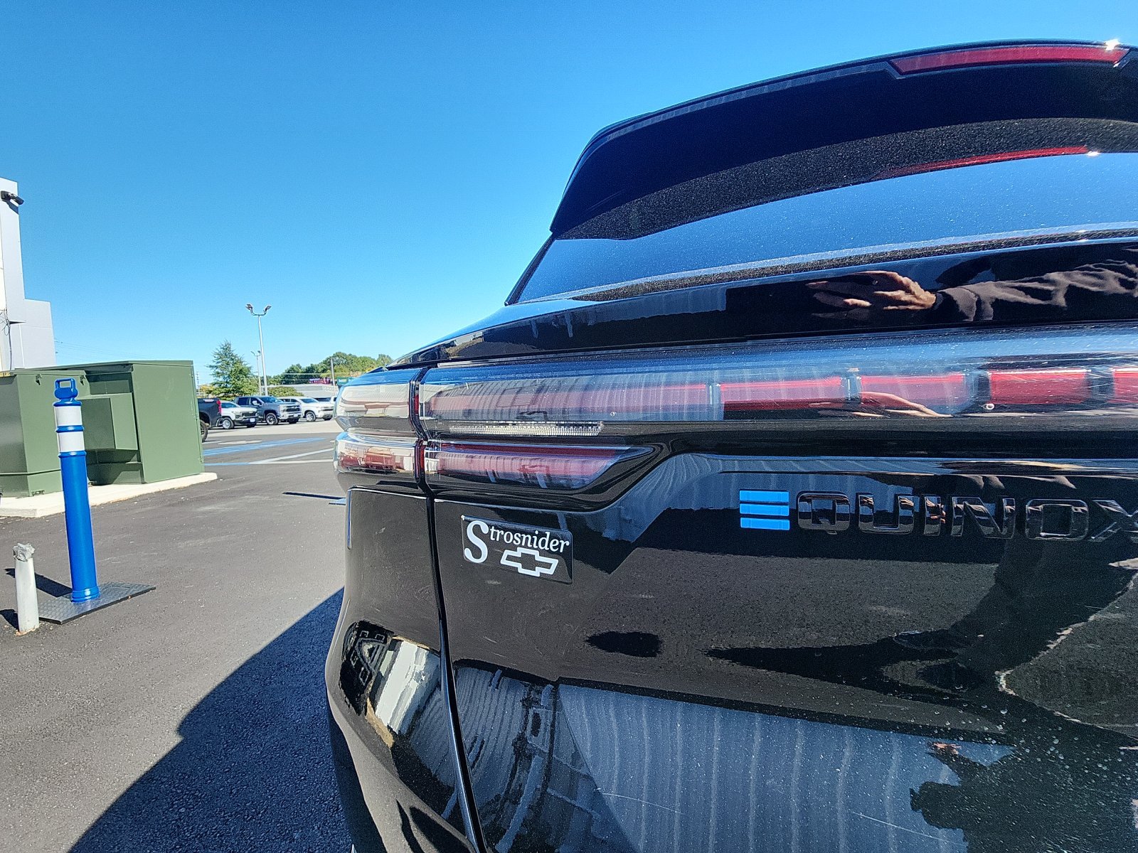 New 2025 Chevrolet Equinox EV RS AWD/4WD image 13