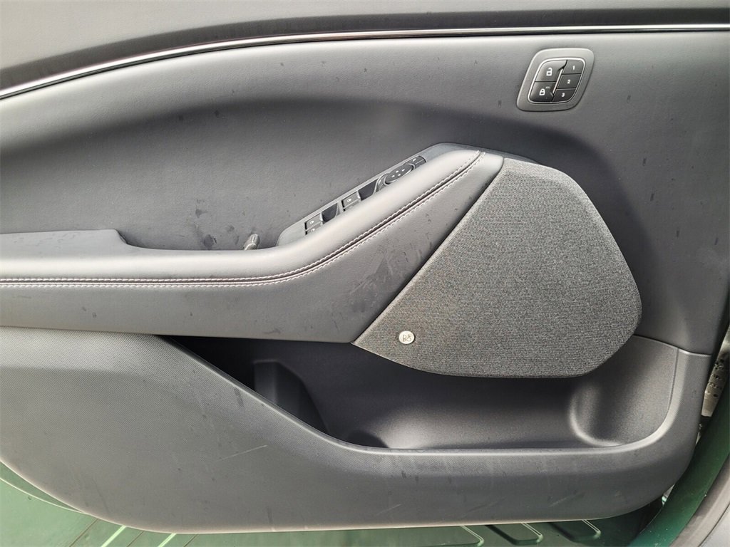 Used 2025 Ford Mustang Mach-E Premium image 22